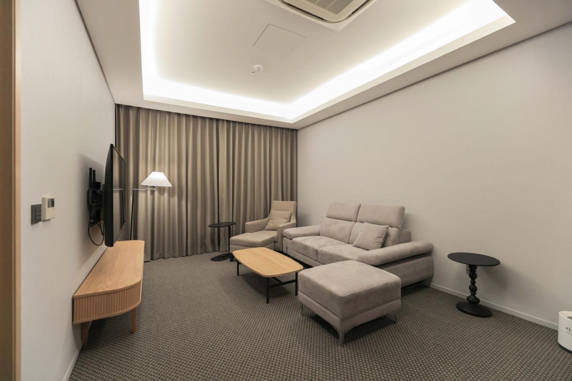 Aank Hotel Incheon Guwol Bagian luar foto